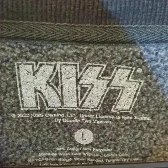 KISS Graphic Black Sweater, size large, black - Picture 2 of 4